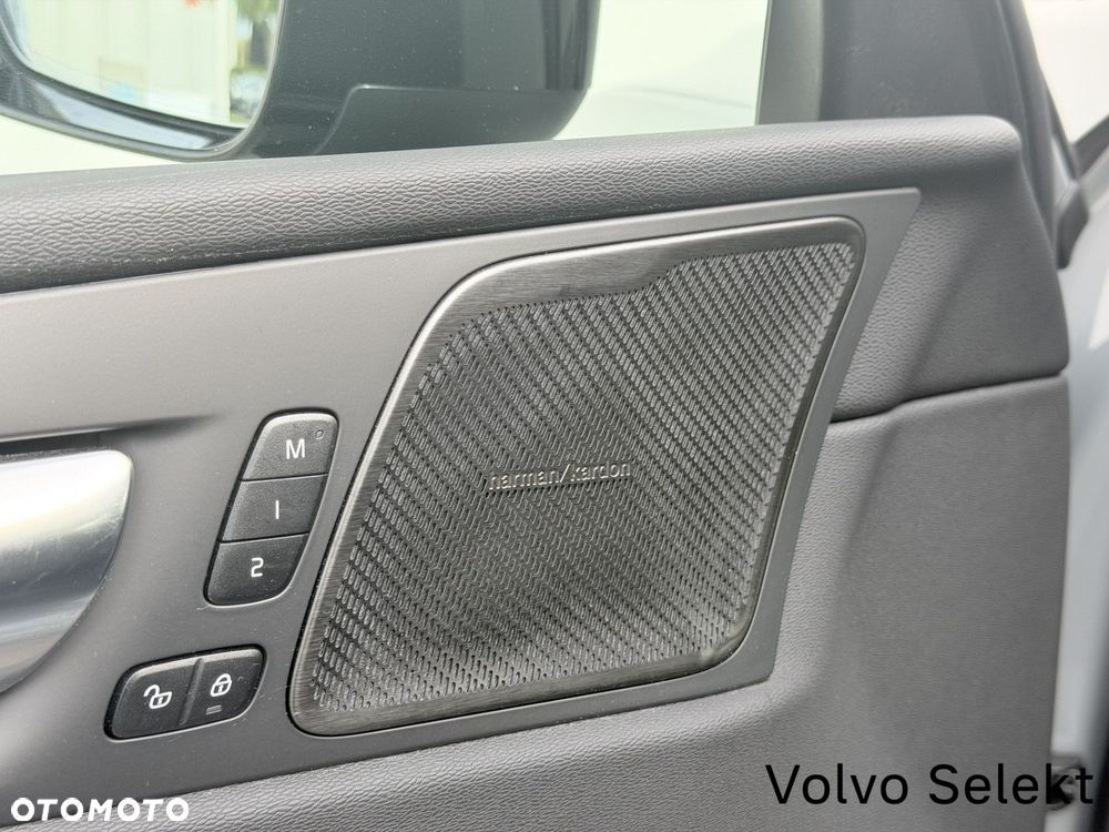 Volvo XC 60 - 22