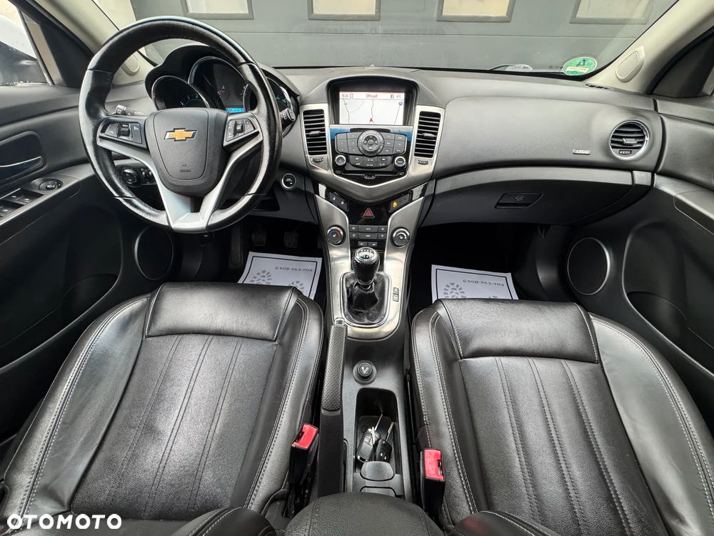 Chevrolet Cruze 1.4T LTZ+ - 19