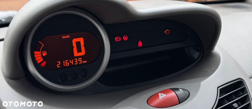 Renault Twingo 1.5 dCi Authentique - 9