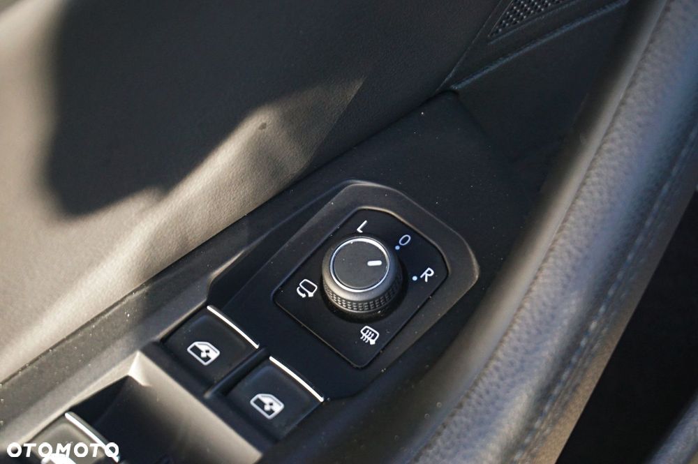 Volkswagen Passat - 15