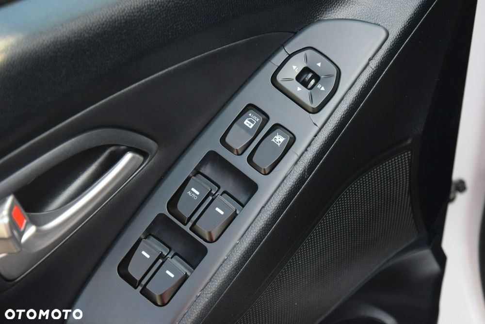 Hyundai ix35 1.6 2WD Classic - 17
