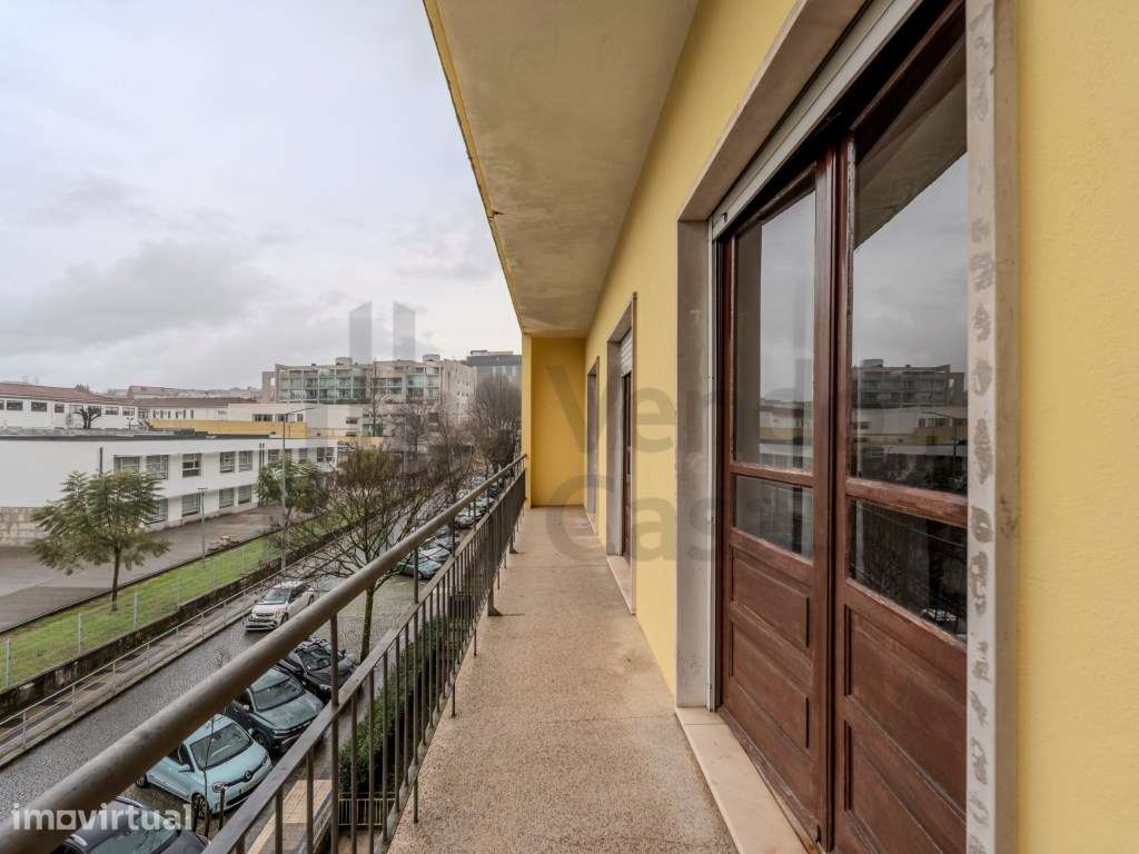 Vende-se T6+1 Braga À Av. Liberdade - Grande imagem: 3/43