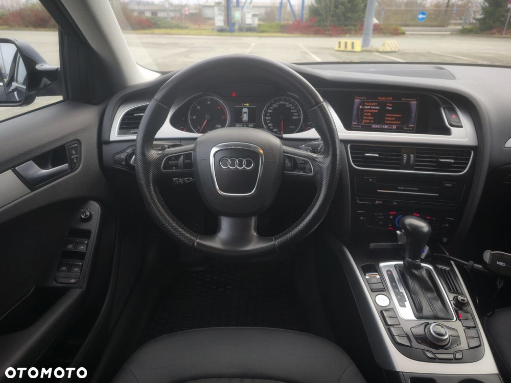 Audi A4 Avant - 14