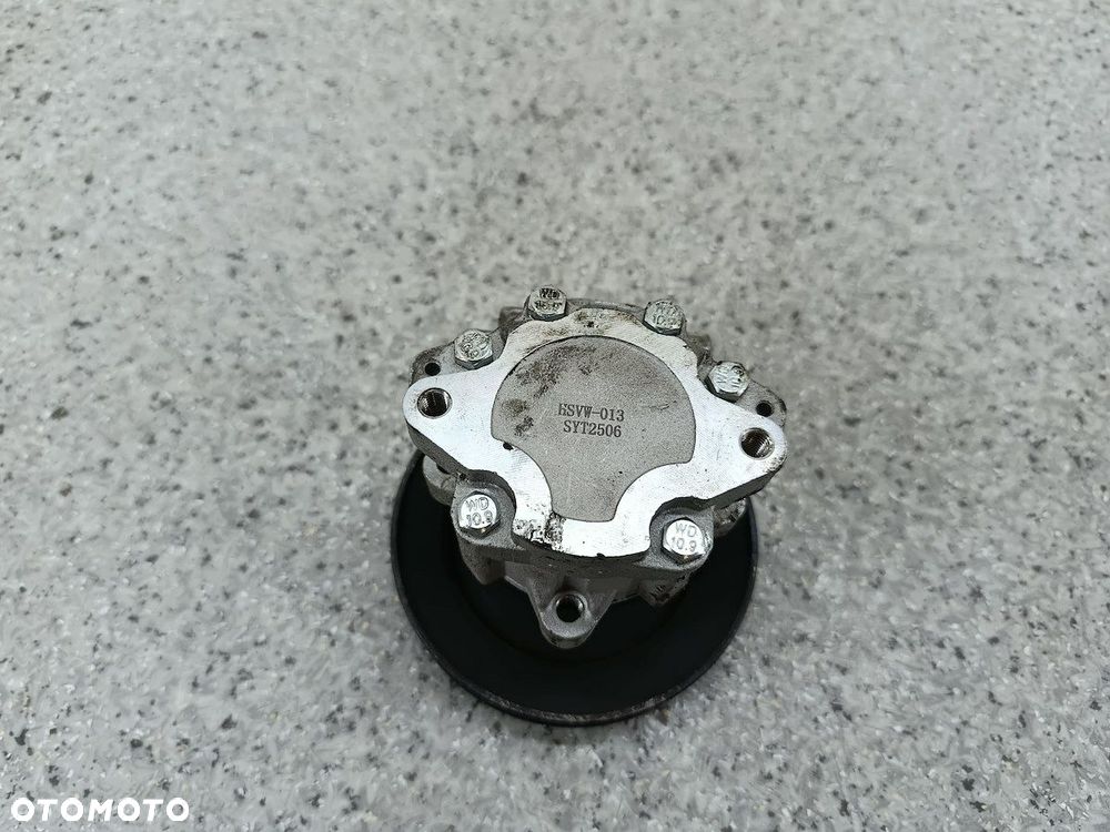 POMPA WSPOMAGANIA VW TRANSPORTER T4 2.4 D - 9