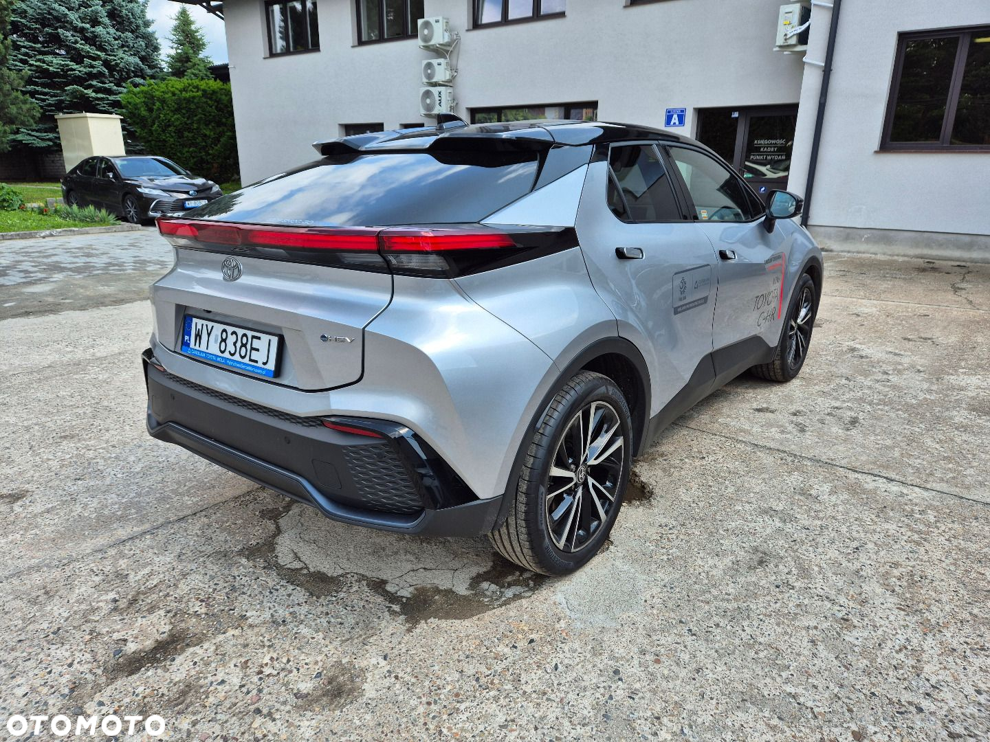 Toyota C-HR - 5