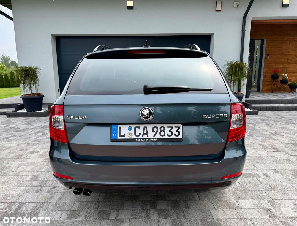 Skoda Superb 2.0 TDI Ambition DSG - 3