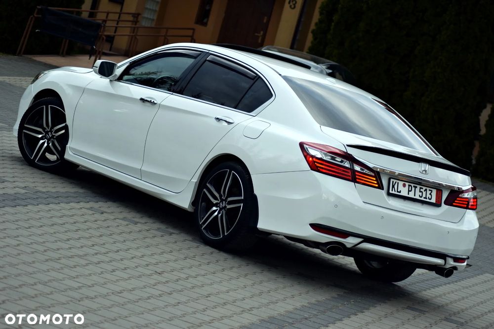 Honda Accord - 12