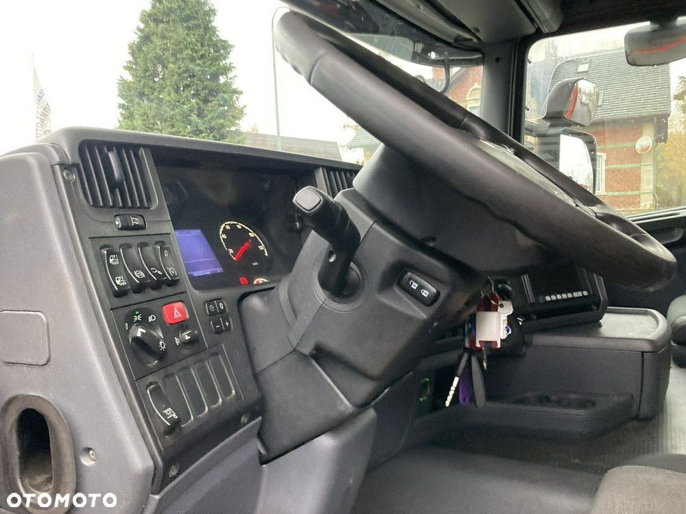 Scania Scania G320 Wózek PALFINGER Firanka Plandeka plandeka Moffett 2012 - 16