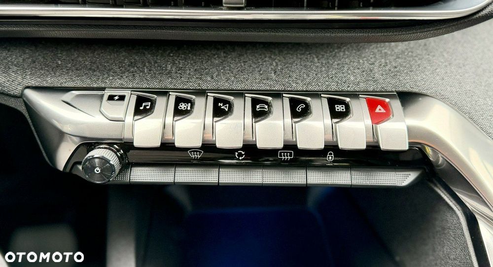 Peugeot 3008 1.6 PureTech Hybrid PHEV Allure Pack S&S EAT8 - 23