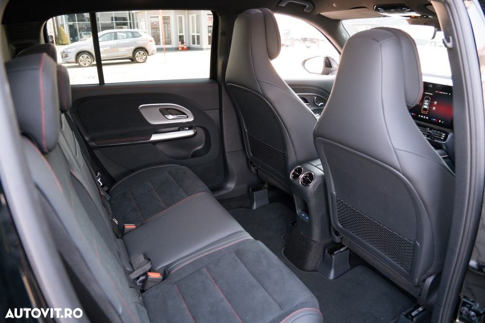 Mercedes-Benz GLB - 31