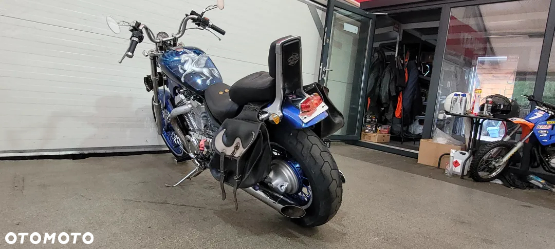 Suzuki Marauder - 23