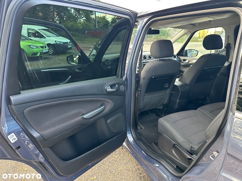 Ford Galaxy 2.0 TDCi Platinium X - 32