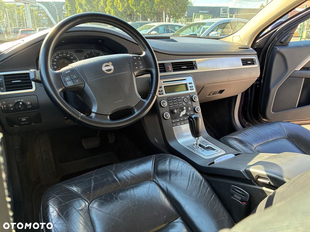 Volvo XC 70 D5 AWD Momentum - 15
