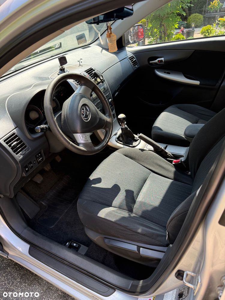 Toyota Corolla 1.6 2010 - 7