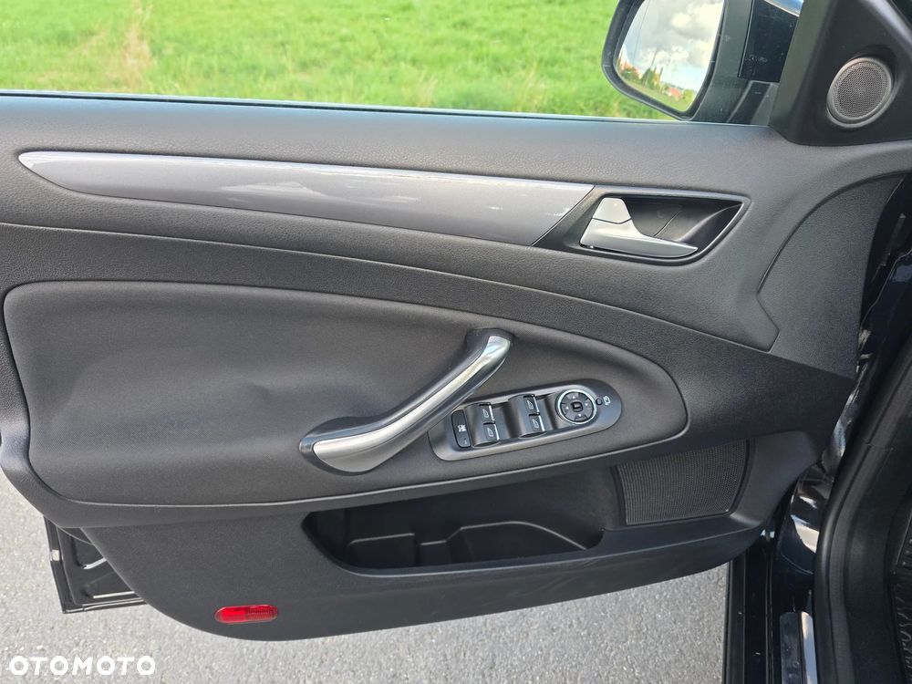 Ford Mondeo 1.6 TDCi Ambiente - 10