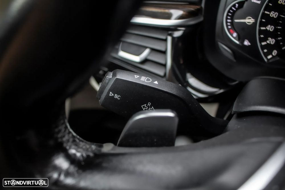 BMW 520 d Line Luxury Auto - 16