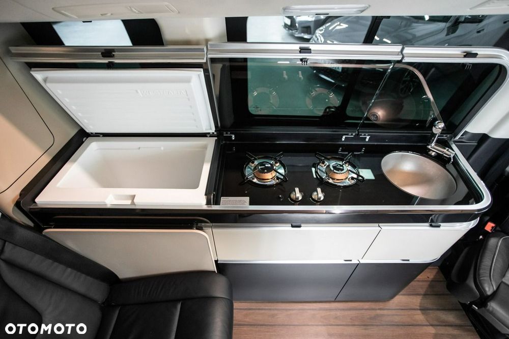Mercedes-Benz Klasa V 250 d lang 4Matic 9G-TRONIC Avantgarde Edition 2023 - 26
