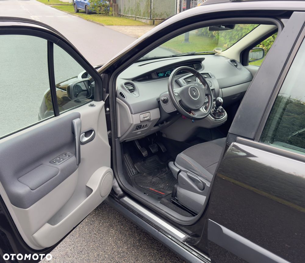 Renault Scenic Conquest - 8