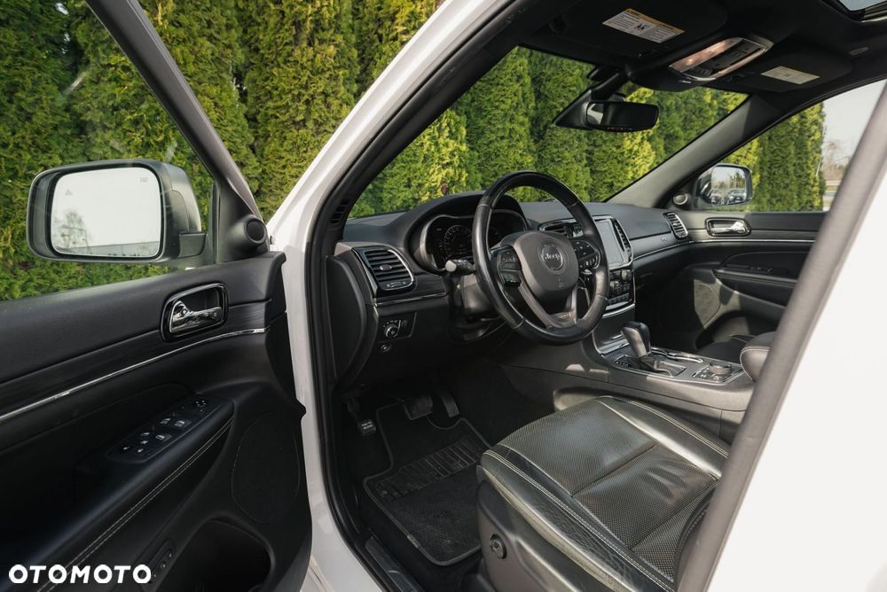 Jeep Grand Cherokee - 9