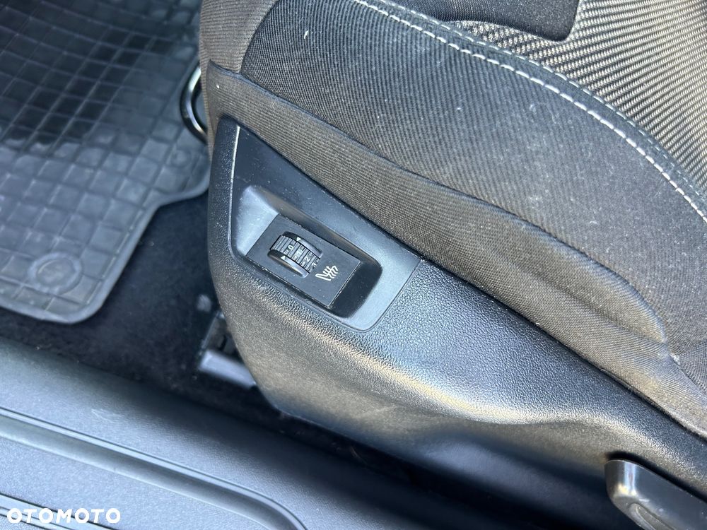 Citroën C5 e-HDi 115 EGS6 FAP Selection - 18
