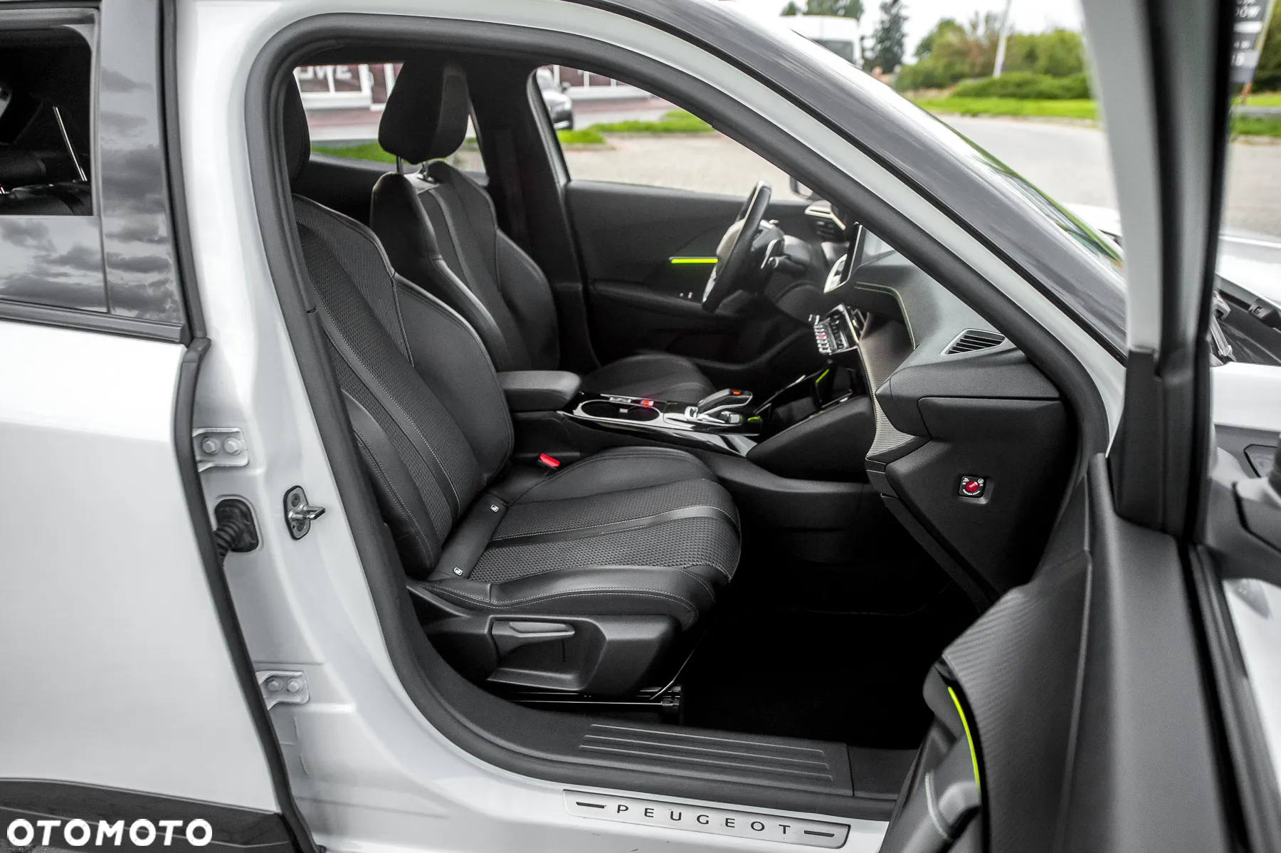 Peugeot 2008 1.2 PureTech GT Line S&S EAT8 - 7