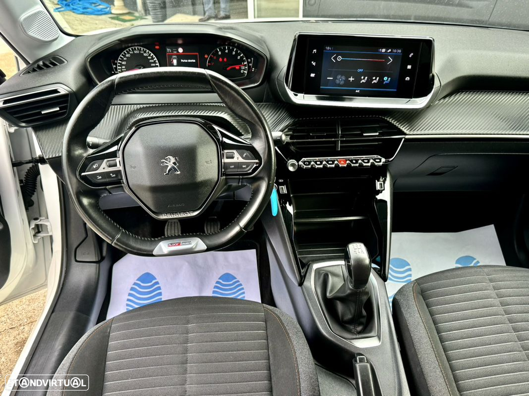 Peugeot 208 1.2 PureTech Like - 46
