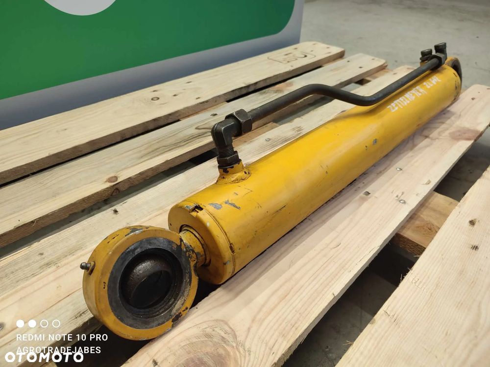 SIłownik wychyłu łyżki Zettelmeyer ZL602 - 3