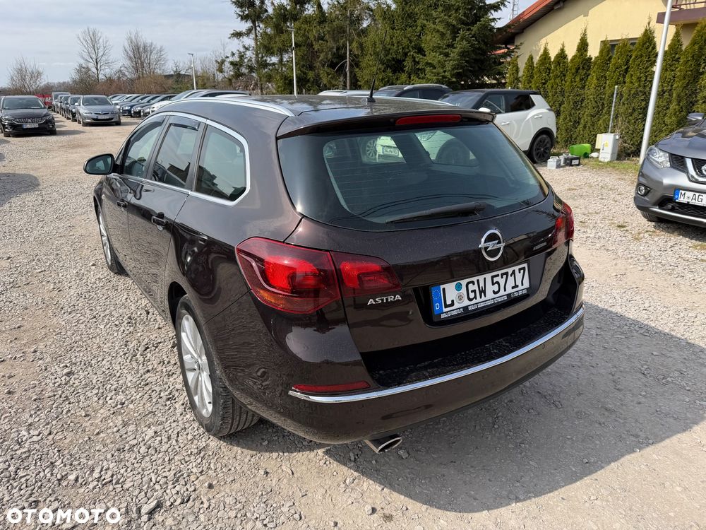 Opel Astra 1.4 Turbo - 4