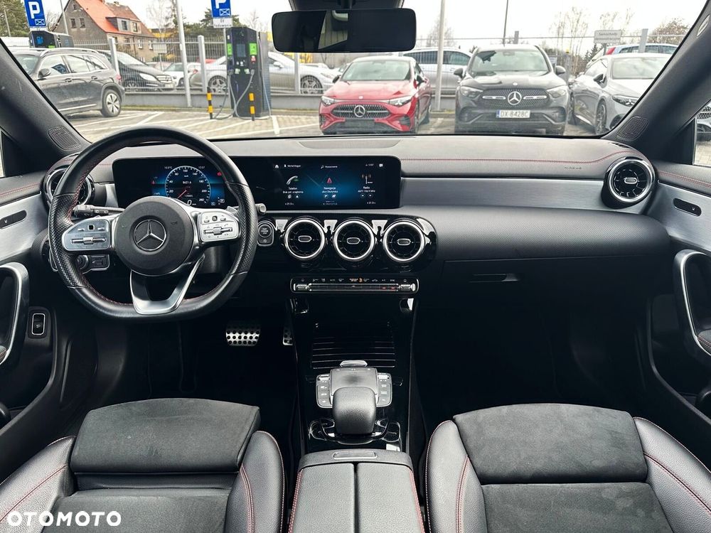 Mercedes-Benz CLA - 8