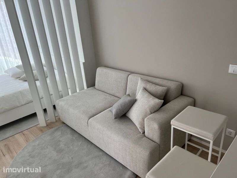 Casa/Apartamento T-1 com jardim - Grande imagem: 3/8