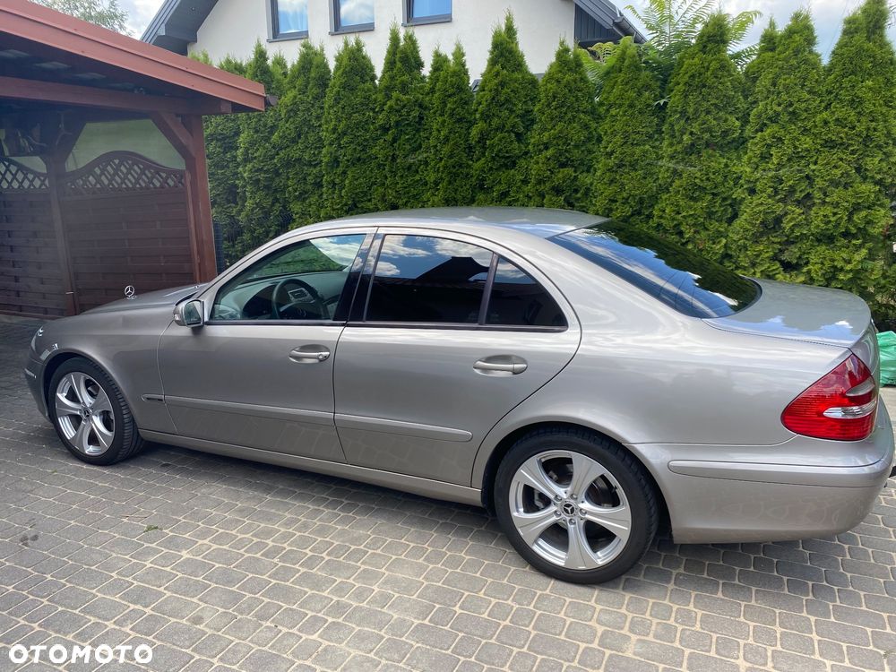 Mercedes-Benz Klasa E 320 CDI Classic - 2