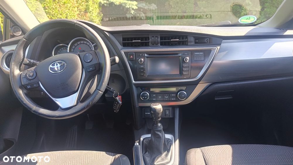 Toyota Auris 1.6 Valvematic Comfort - 5