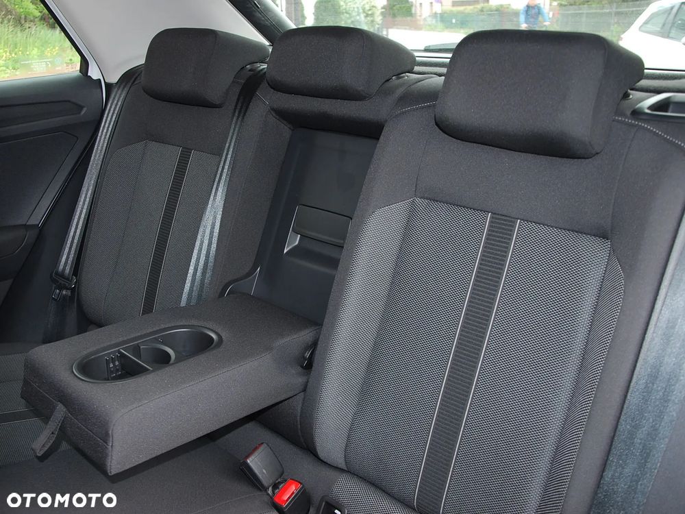 Volkswagen T-Roc 1.5 TSI Style - 19