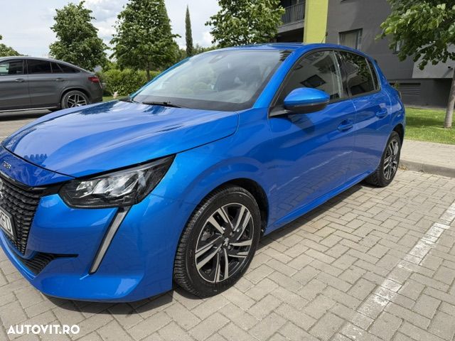 Peugeot 208 - 1
