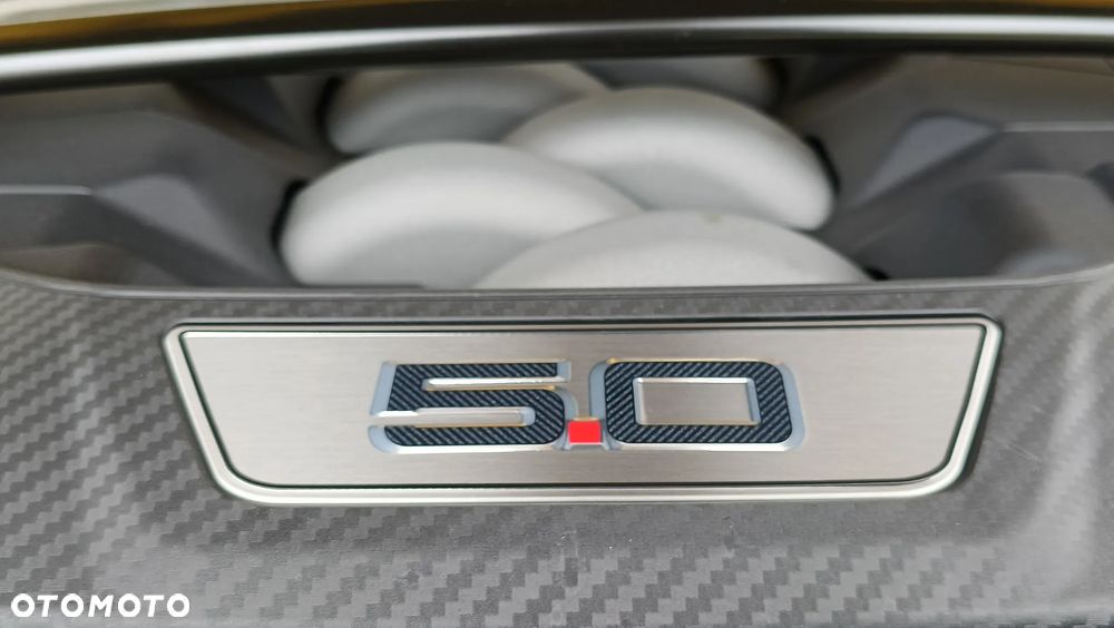 Ford Mustang - 19