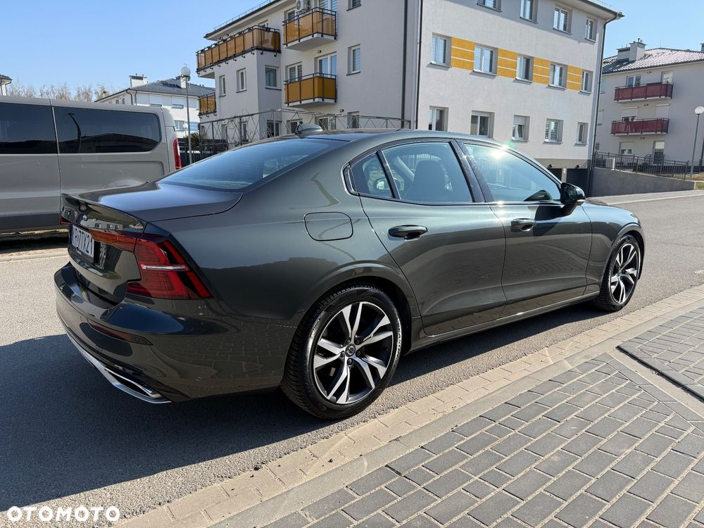 Volvo S60 B4 B R-Design - 9