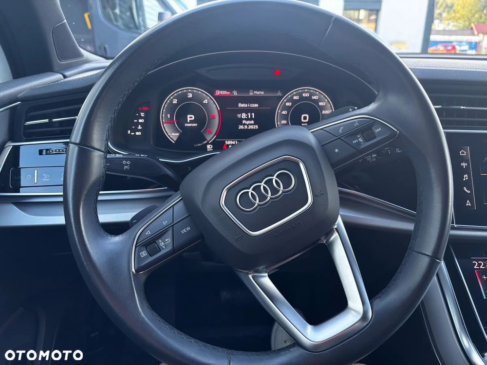 Audi Q7 - 9