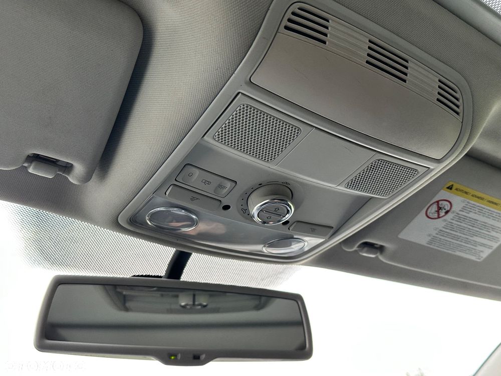 Volkswagen Passat 2.0 TDI DSG BlueMotion Technology Highline - 30