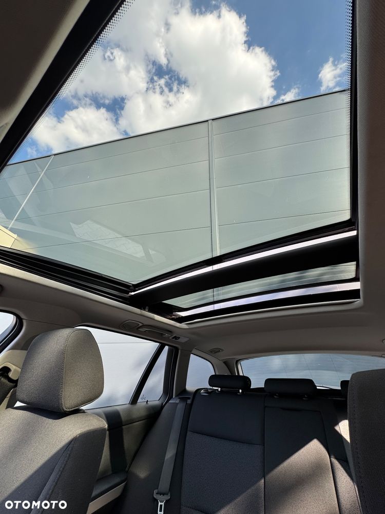 BMW Seria 3 320d DPF Edition Fleet Exclusive - 32