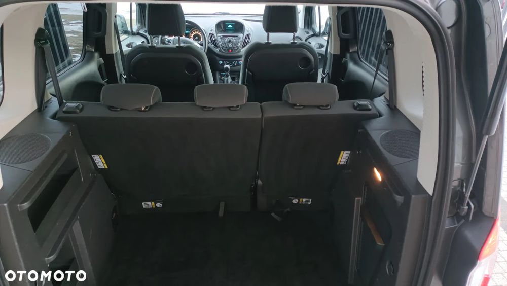 Ford Tourneo Courier 1.5 TDCi Ambiente - 11