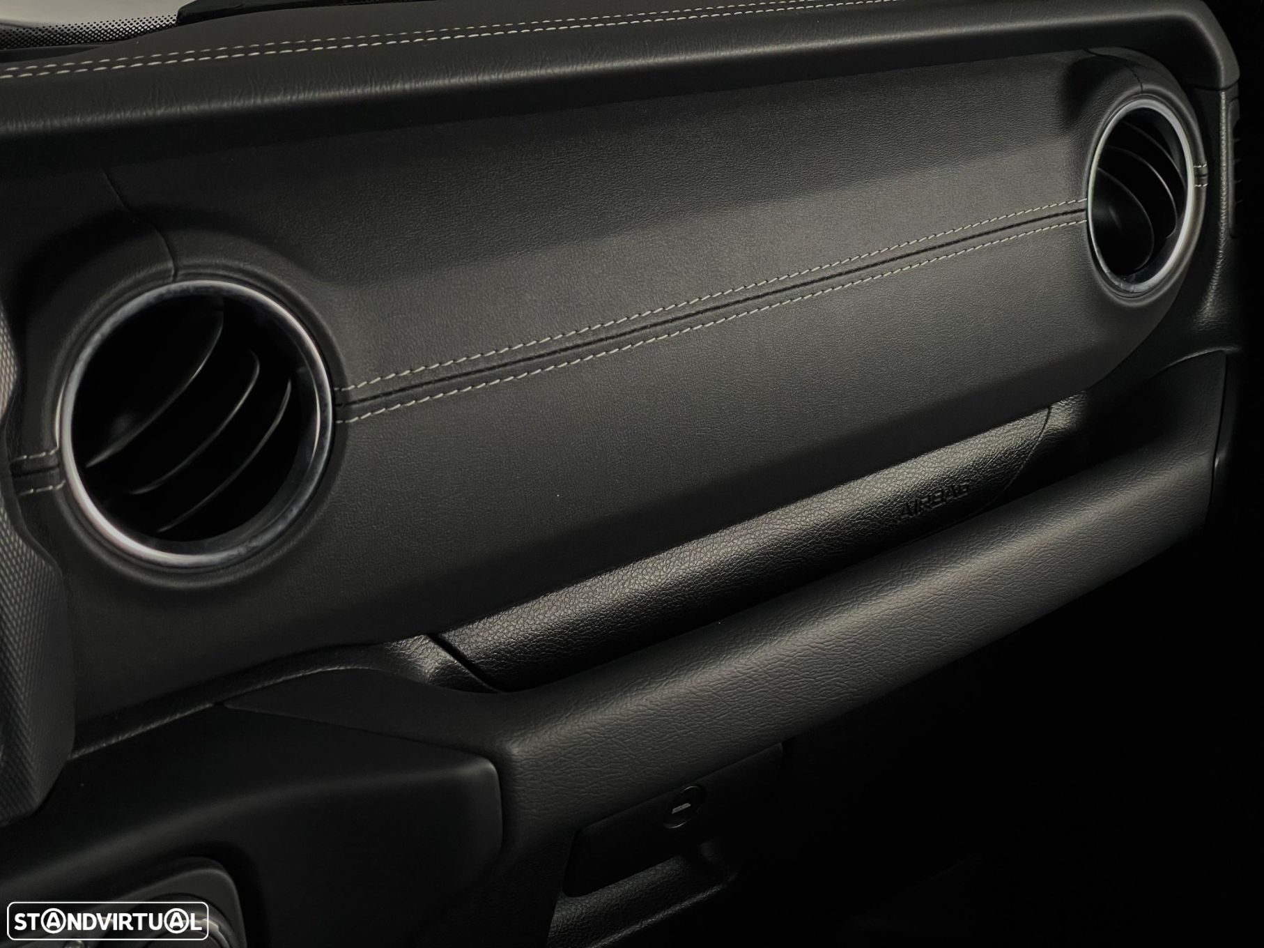 Jeep Wrangler - 17