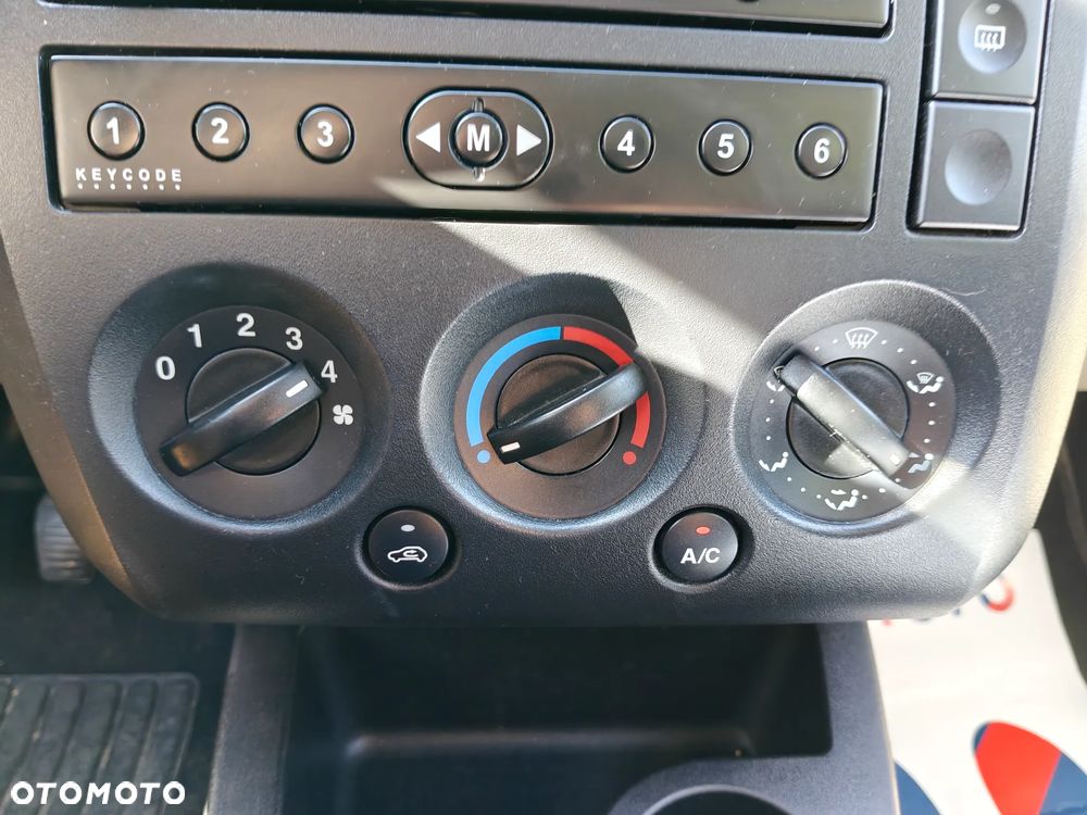 Ford Fiesta 1.3 - 31