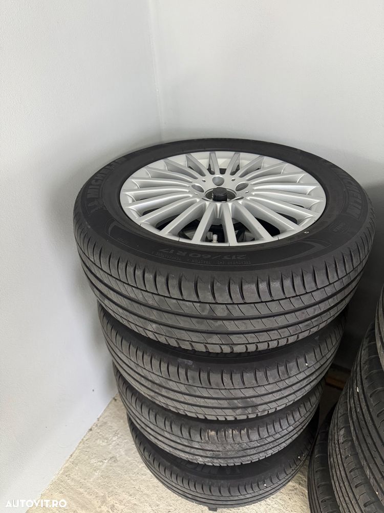 Mercedes-Benz GLA - 18