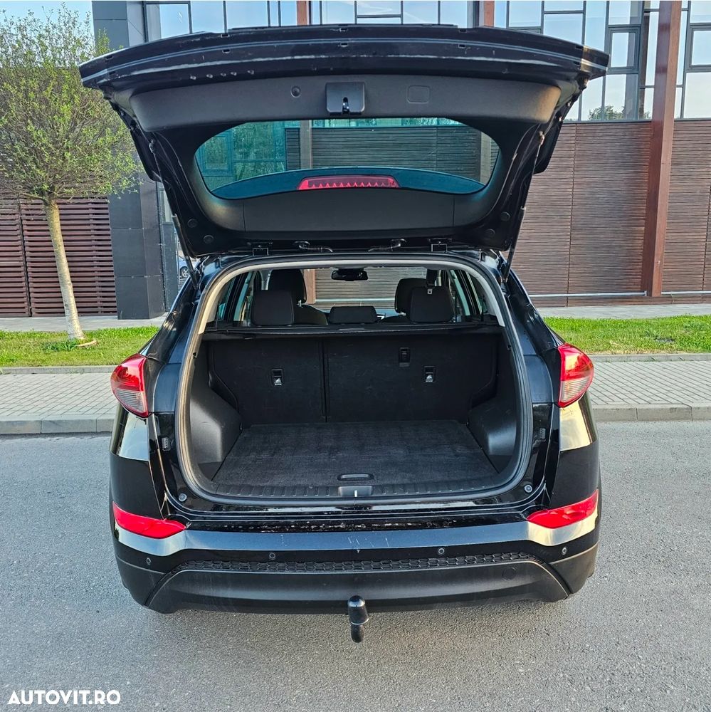 Hyundai Tucson blue 1.7 CRDi 2WD DCT Premium - 15