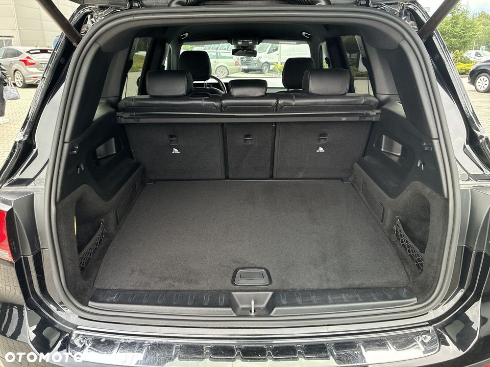 Mercedes-Benz GLB - 17
