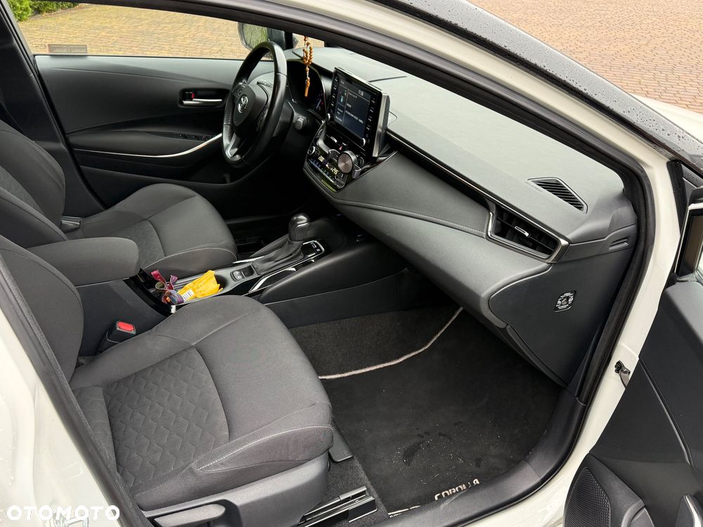 Toyota Corolla 1.8 Hybrid Active - 25
