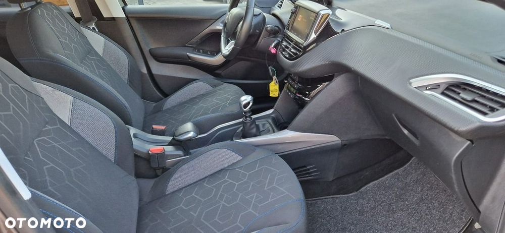 Peugeot 2008 - 29