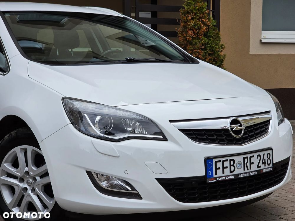 Opel Astra 1.4 Turbo Cosmo - 14