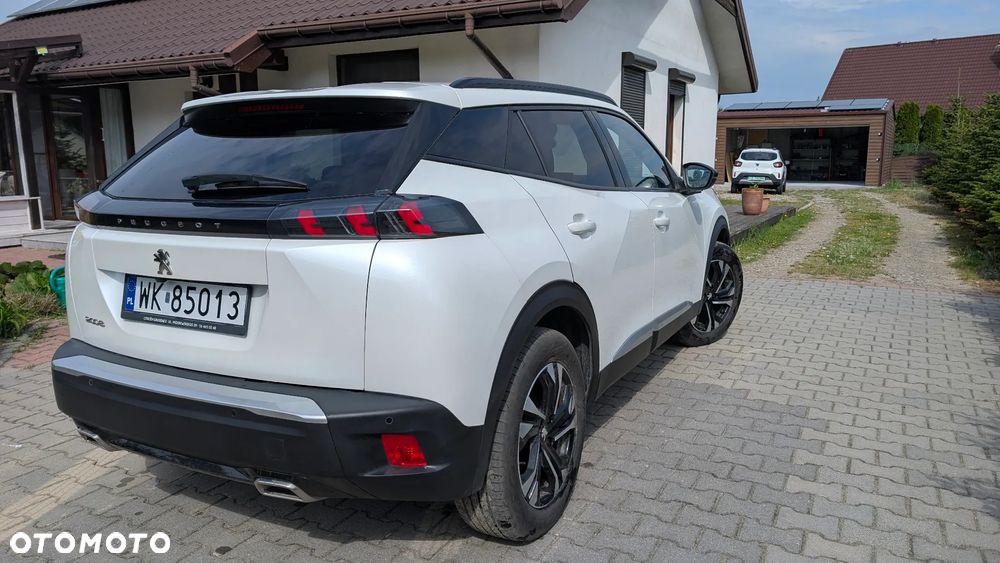Peugeot 2008 PureTech 130 Allure S&S EAT8 - 3