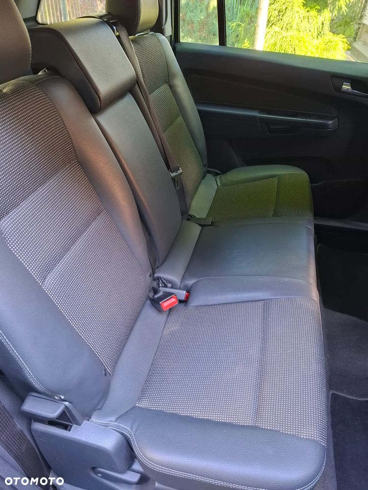 Opel Zafira 1.8 - 17
